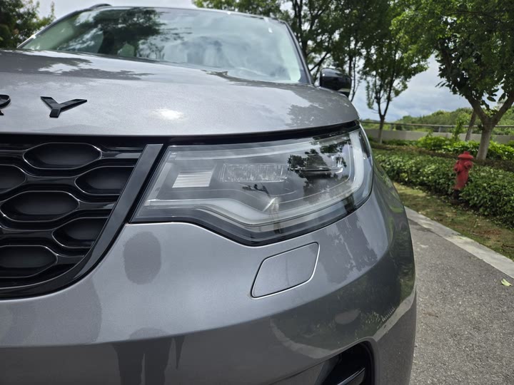 Фото 4 - Land Rover Discovery