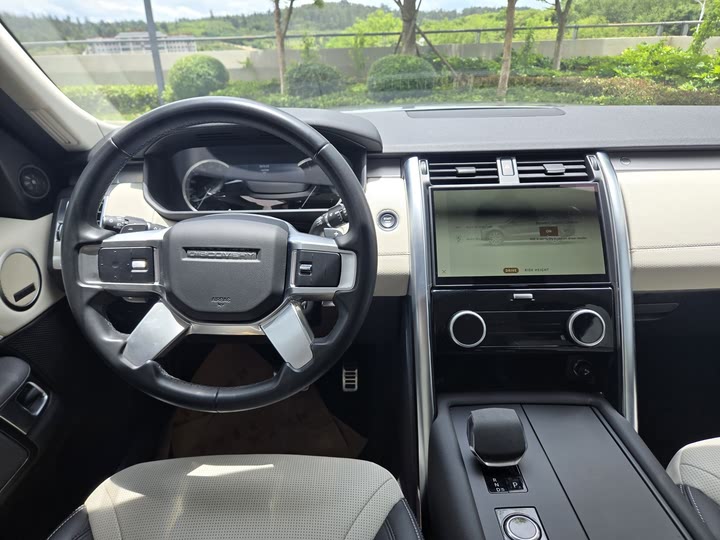 Фото 8 - Land Rover Discovery