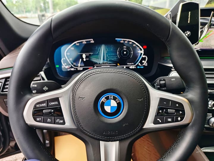 Фото 10 - BMW 5 Series Hybrid