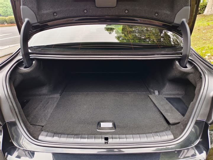 Фото 22 - BMW 5 Series Hybrid