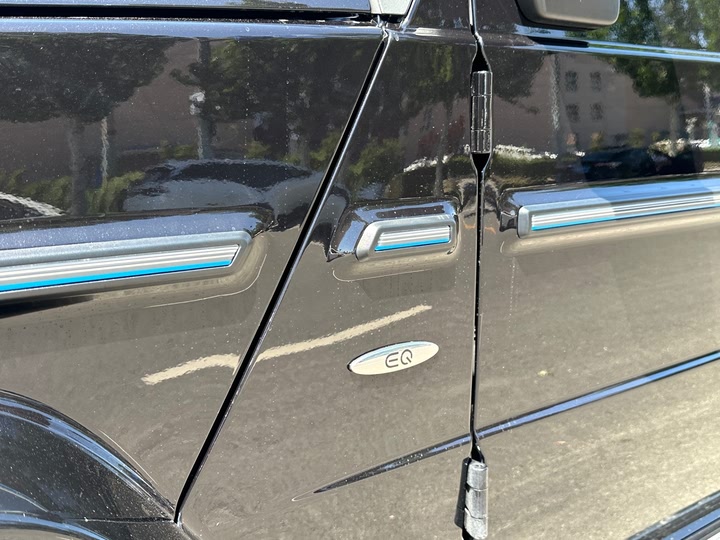 Фото 16 - Mercedes-Benz EQG