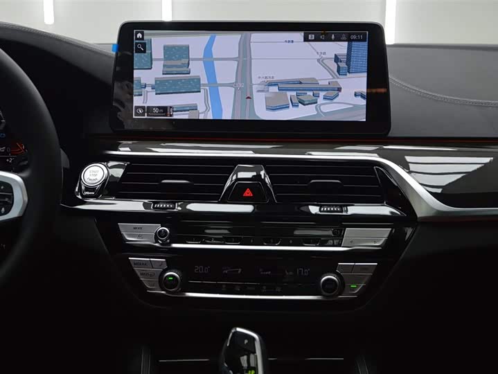 Фото 16 - BMW 5 Series