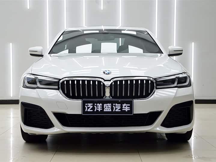 Фото 2 - BMW 5 Series