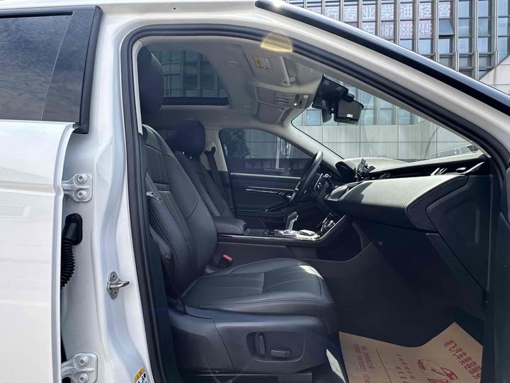 Фото 10 - Land Rover Range Rover Evoque L