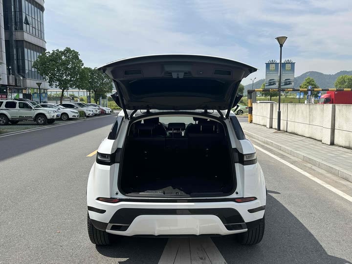 Фото 6 - Land Rover Range Rover Evoque L