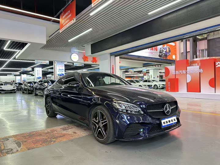 Фото 3 - Mercedes-Benz C-Class