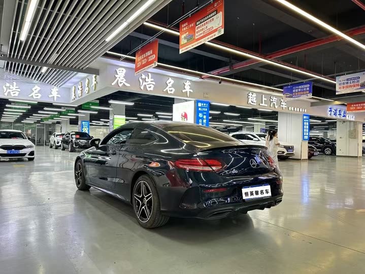 Фото 7 - Mercedes-Benz C-Class