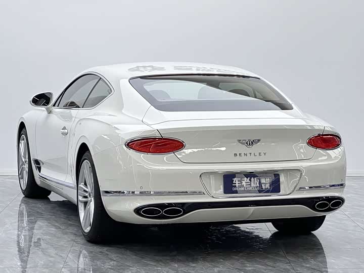 Фото 3 - Bentley Continental GT