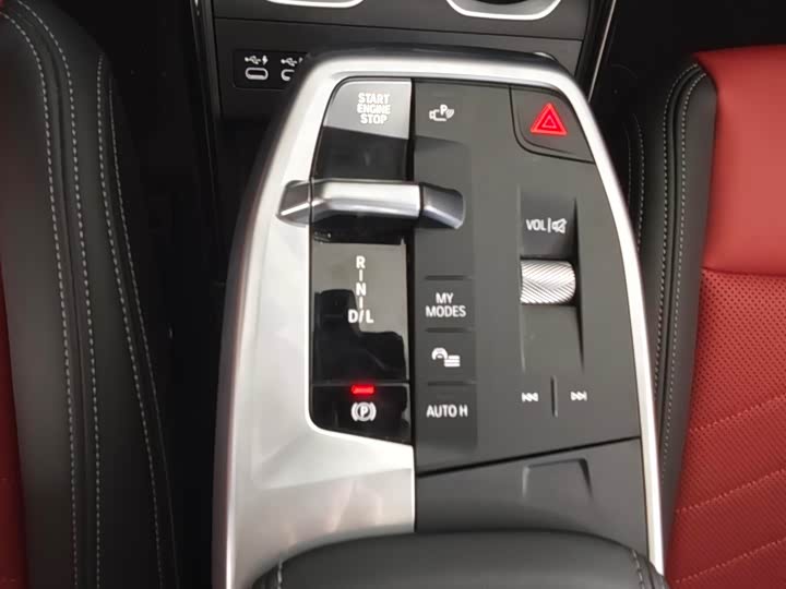 Фото 13 - BMW X1