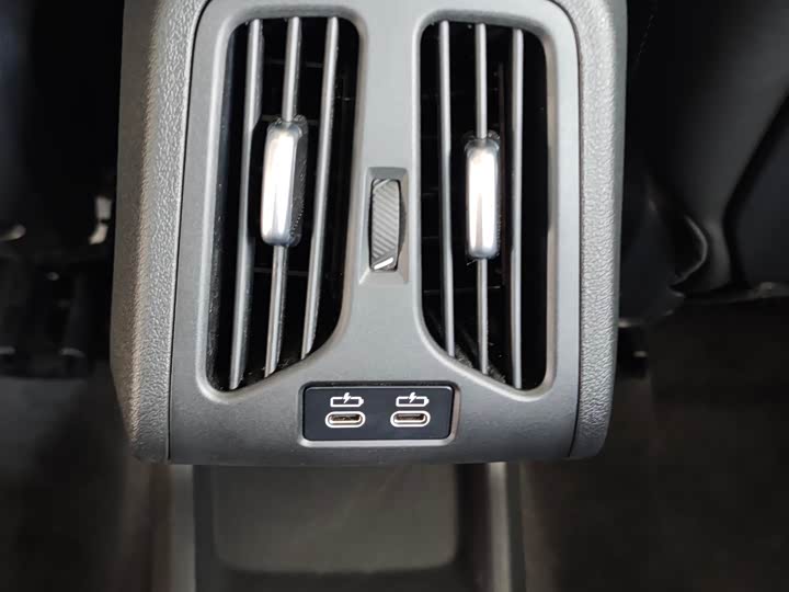 Фото 15 - BMW X1