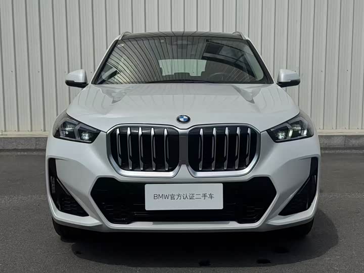 Фото 2 - BMW X1