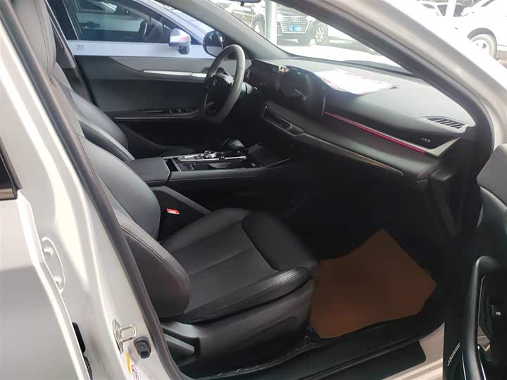 Фото 15 - Changan Raeton Plus