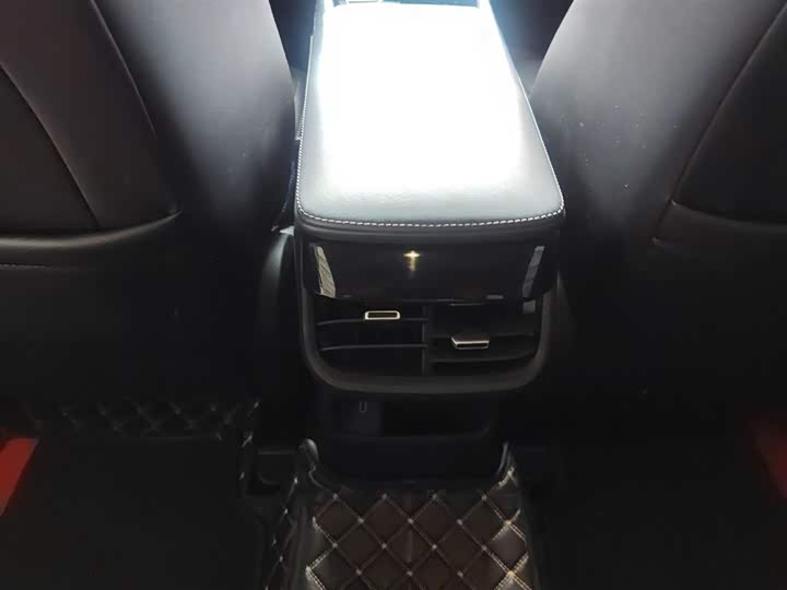 Фото 21 - Changan Raeton Plus