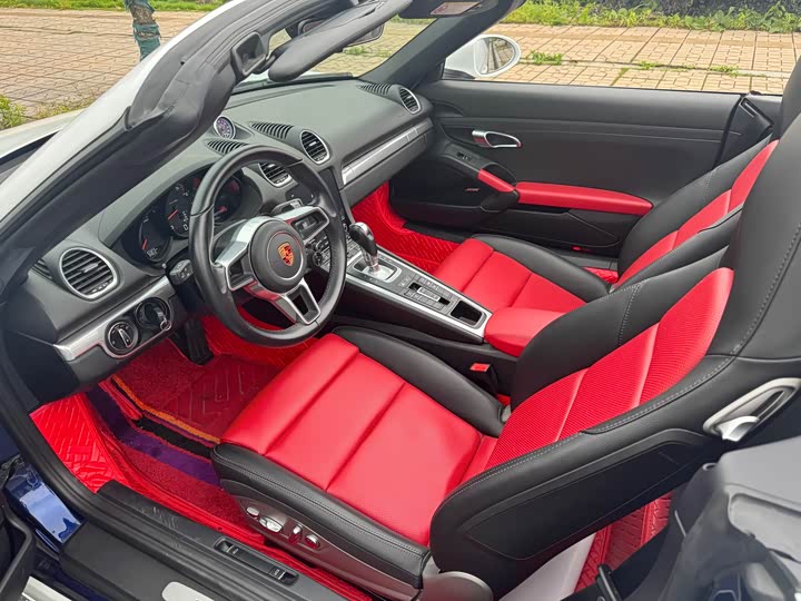 Фото 7 - Porsche 718