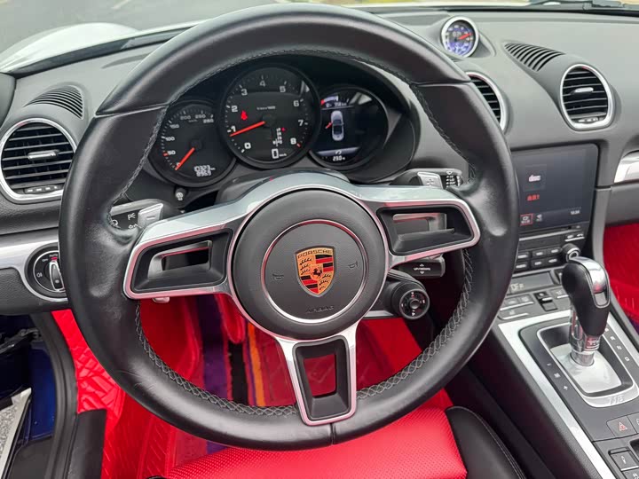 Фото 8 - Porsche 718