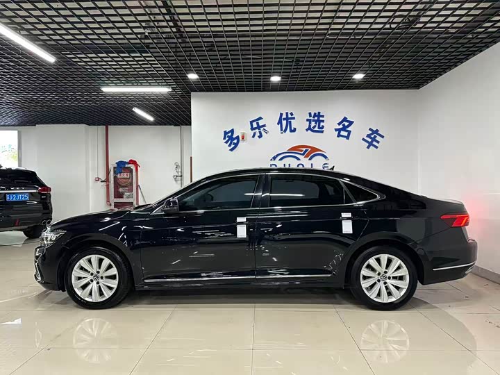 Фото 9 - Volkswagen Passat