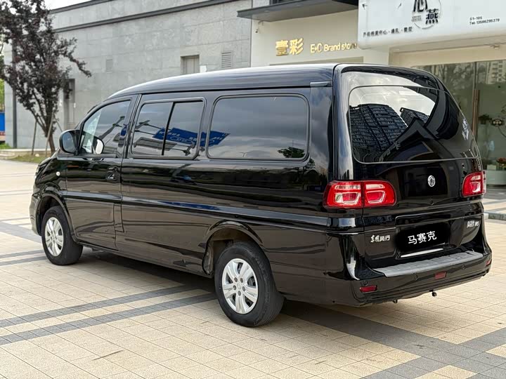 Фото 6 - Dongfeng Forthing Lingzhi M5
