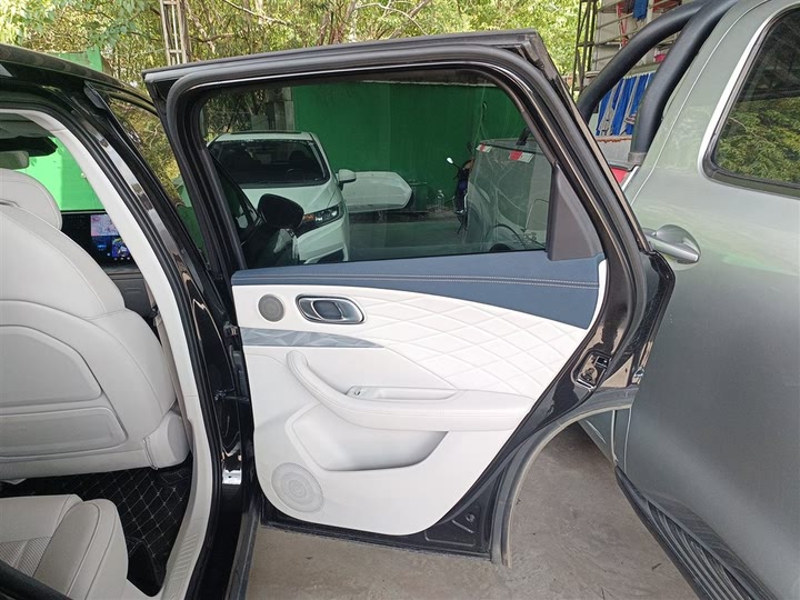 Фото 27 - Hozon L