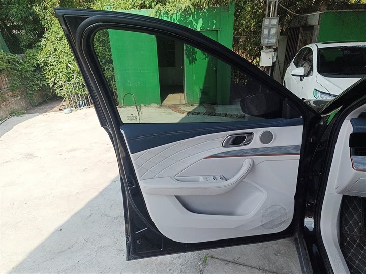 Фото 28 - Hozon L