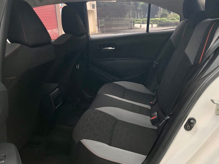 Фото 11 - Toyota Corolla