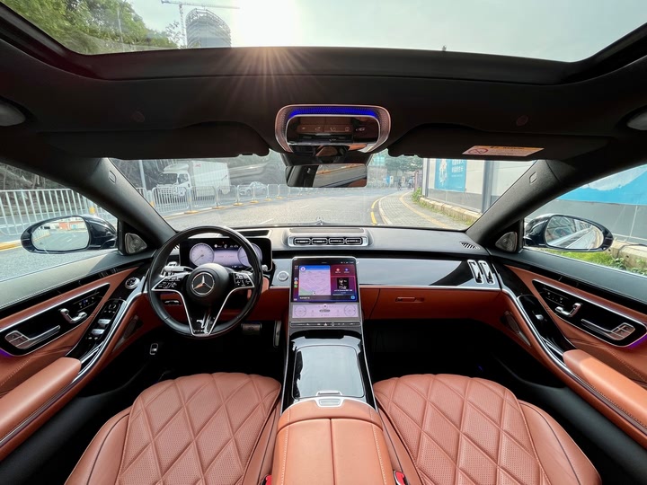 Фото 11 - Mercedes-Benz Maybach S-Class