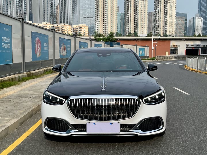 Фото 2 - Mercedes-Benz Maybach S-Class