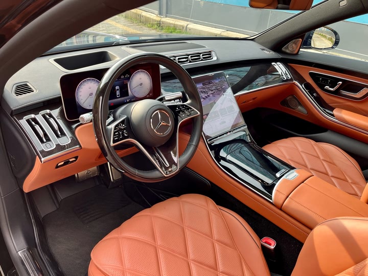 Фото 9 - Mercedes-Benz Maybach S-Class