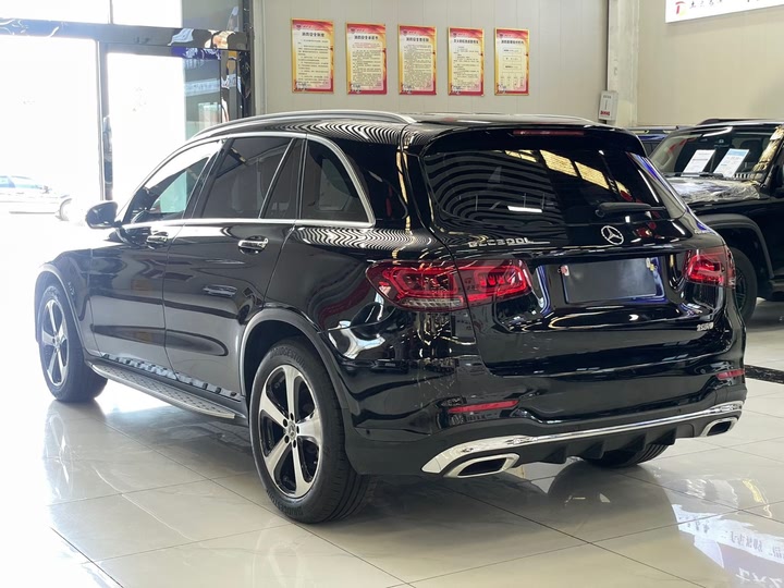 Фото 17 - Mercedes-Benz GLC-Class