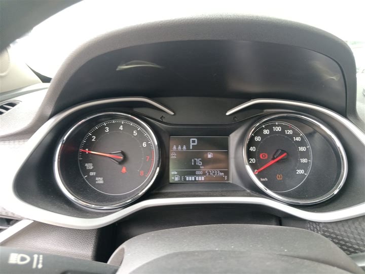 Фото 12 - Chevrolet Onix (Cavalier)