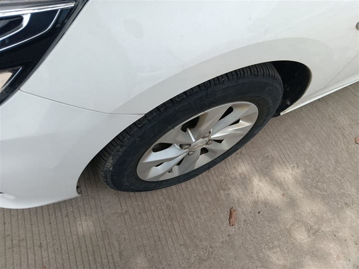 Фото 23 - Chevrolet Onix (Cavalier)