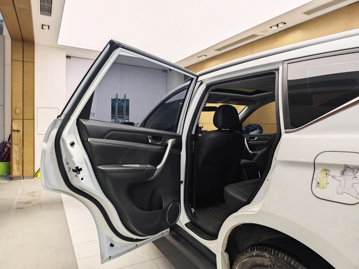 Фото 16 - Haval M6