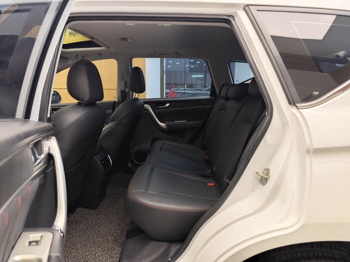 Фото 17 - Haval M6