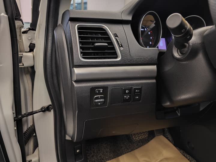 Фото 8 - Haval M6