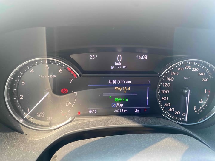 Фото 11 - Cadillac CT4