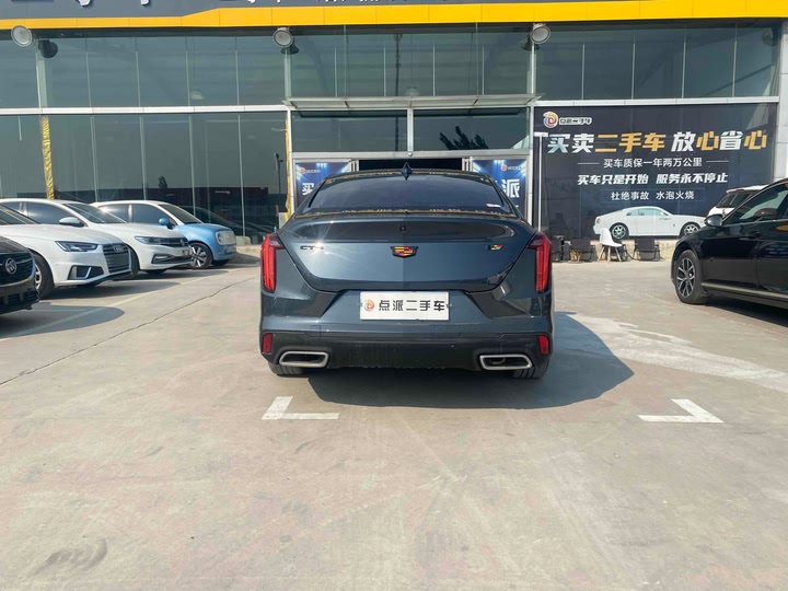 Фото 18 - Cadillac CT4