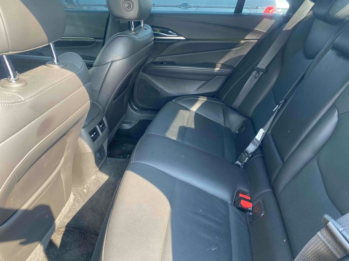 Фото 5 - Cadillac CT4