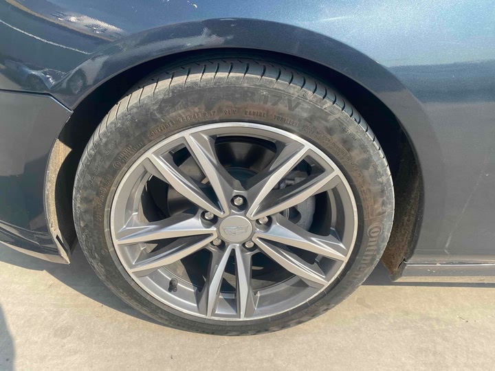 Фото 8 - Cadillac CT4