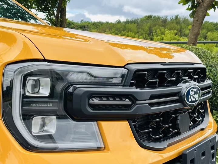 Фото 11 - Ford Ranger