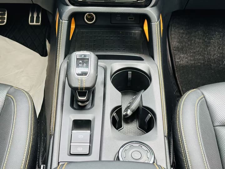 Фото 17 - Ford Ranger