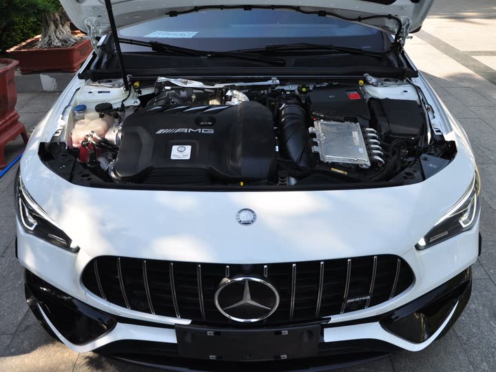 Фото 16 - Mercedes-Benz CLA-Class AMG