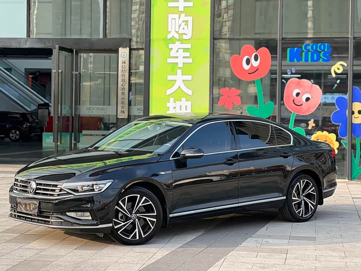 Фото 2 - Volkswagen Magotan