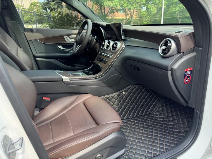 Фото 11 - Mercedes-Benz GLC-Class