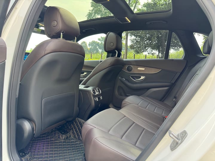 Фото 9 - Mercedes-Benz GLC-Class