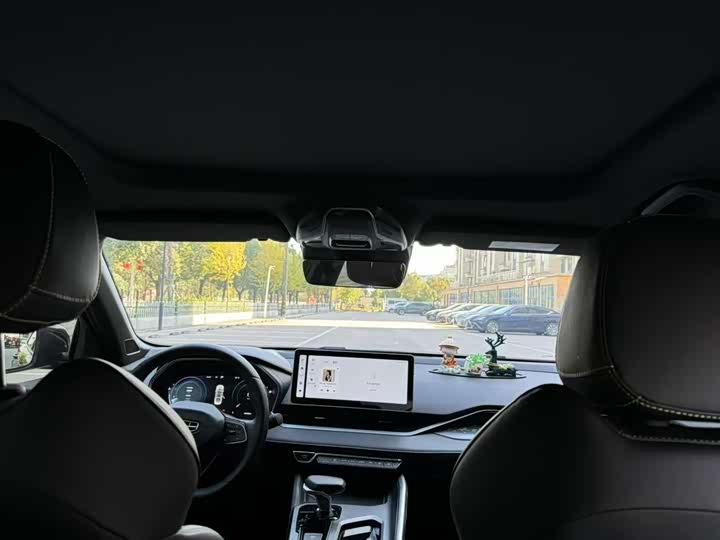 Фото 10 - Geely Preface