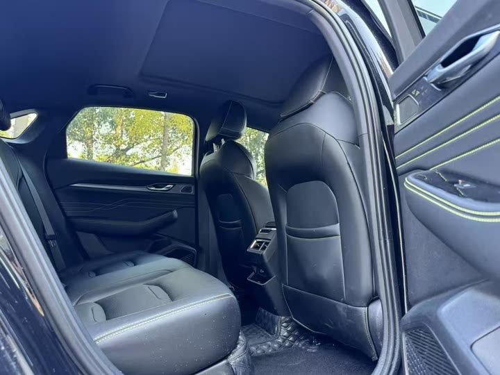 Фото 13 - Geely Preface