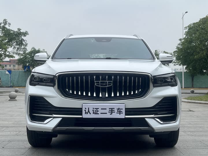 Фото 2 - Geely Monjaro