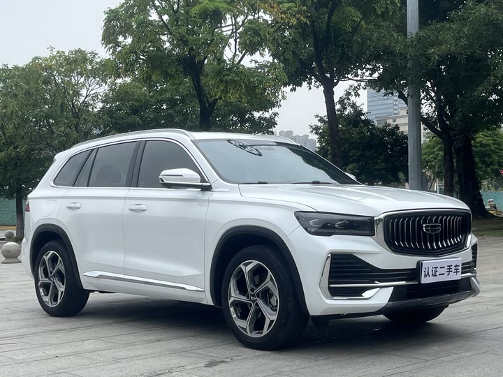 Фото 3 - Geely Monjaro