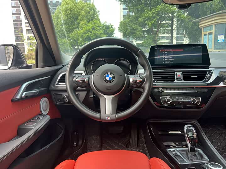 Фото 12 - BMW 1 Series