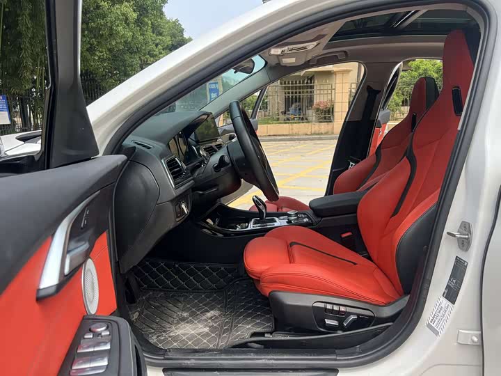 Фото 17 - BMW 1 Series