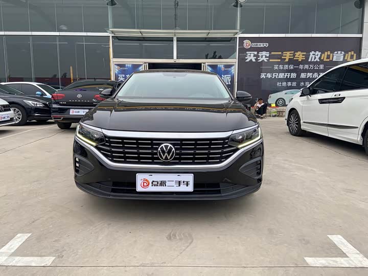 Фото 2 - Volkswagen Passat